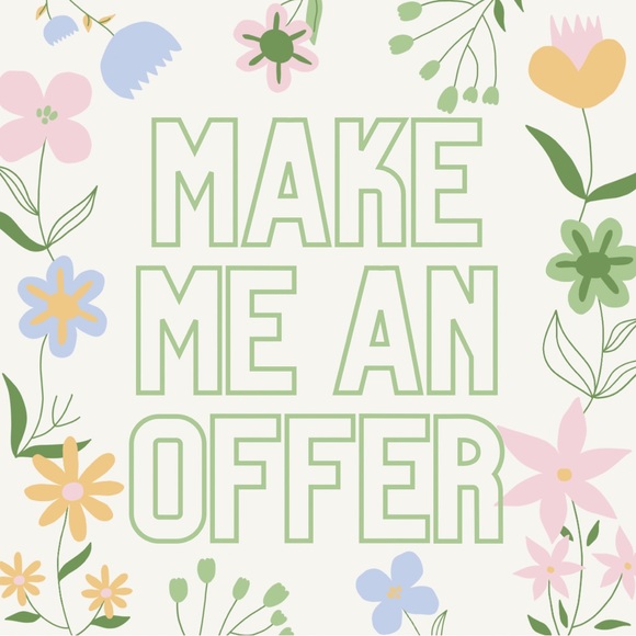 OFFERS WELCOME 💗 - Picture 1 of 1